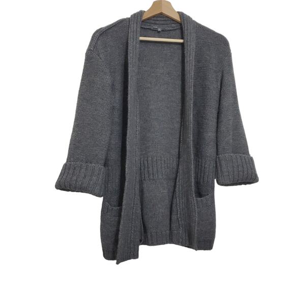 Vince. | Alpaca Wool Blend Heavyweight Warm and Cozy Cardigan - Picture 2 of 12